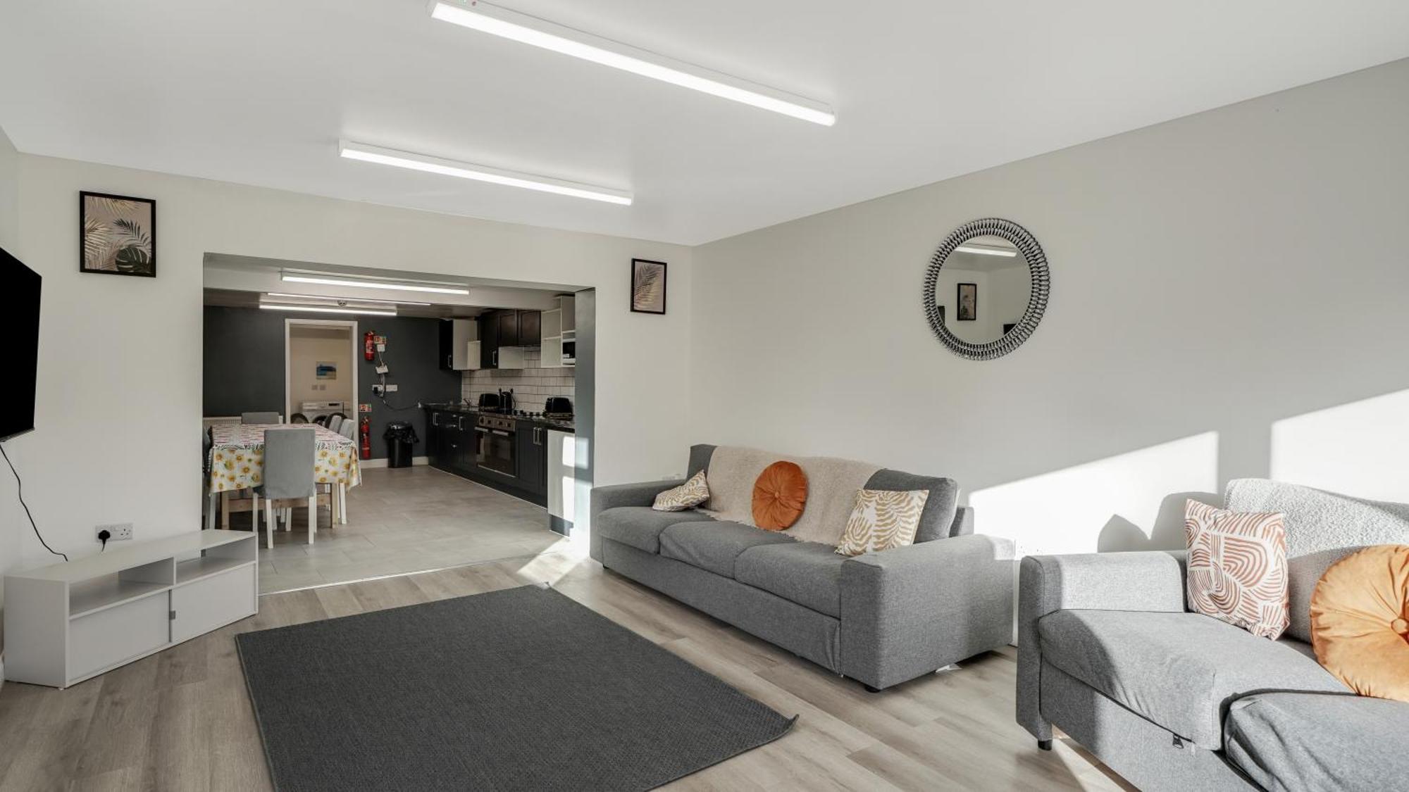 Comfy Double En-Suite Room In Barking باركنغ المظهر الخارجي الصورة